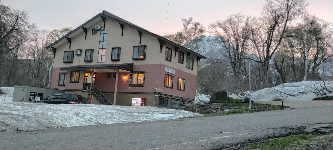 Guesthouse Aozora Blue Sky Myoko Exteriör bild