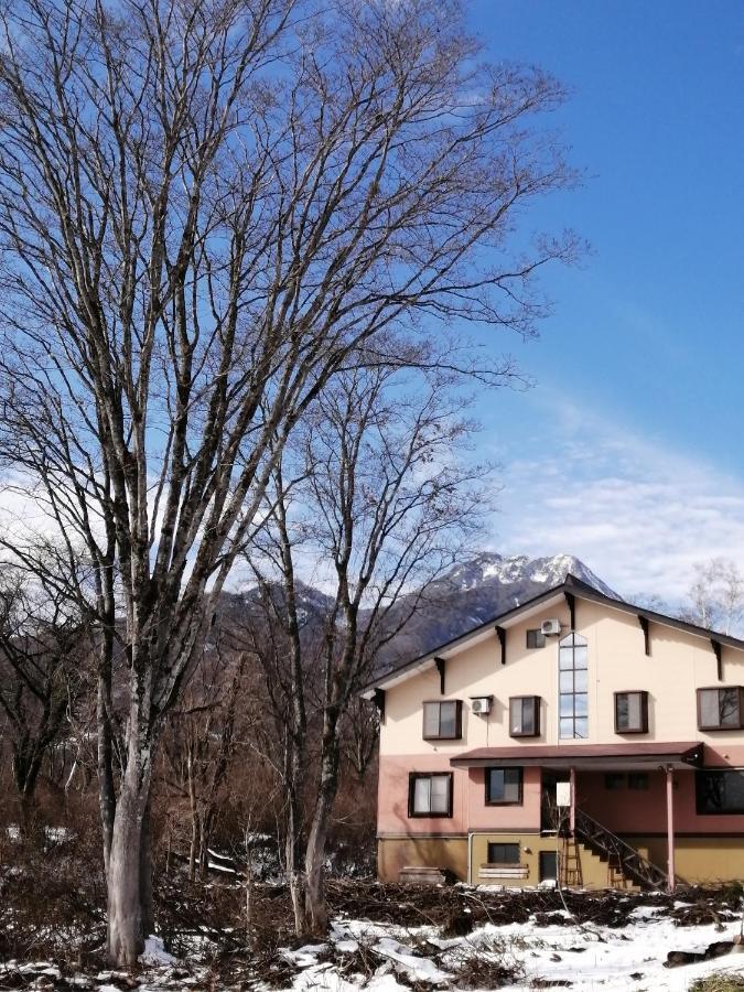 Guesthouse Aozora Blue Sky Myoko Exteriör bild
